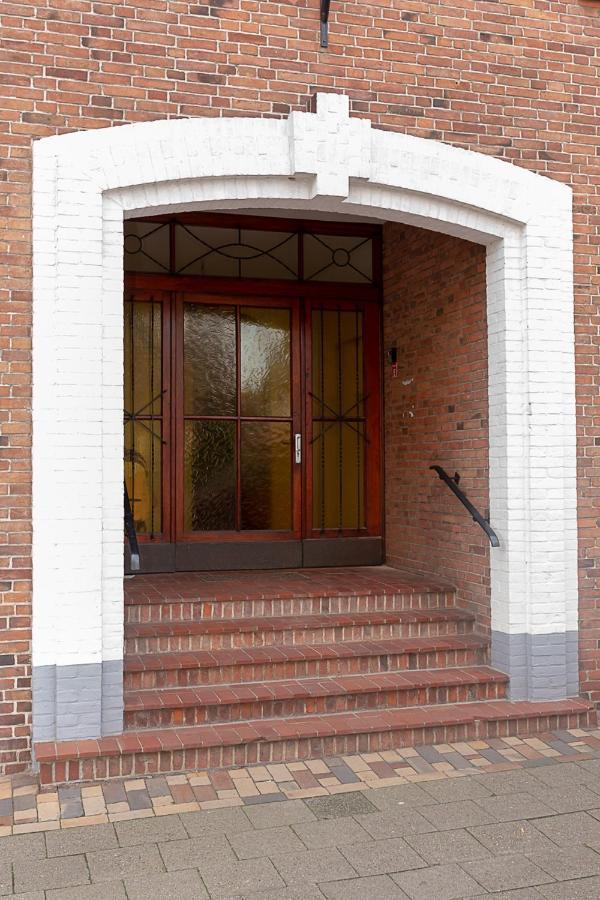 Altes Pastorat Am Husumer Hafen Husum (Schleswig-Holstein) Exterior foto